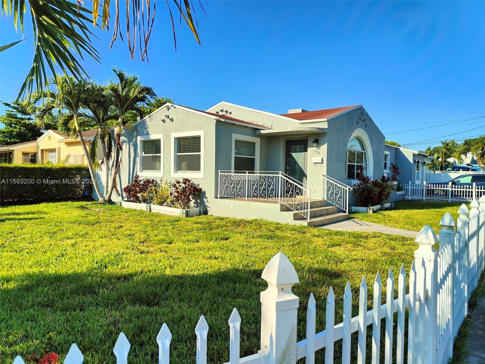 470 Southwest 25th Rd  