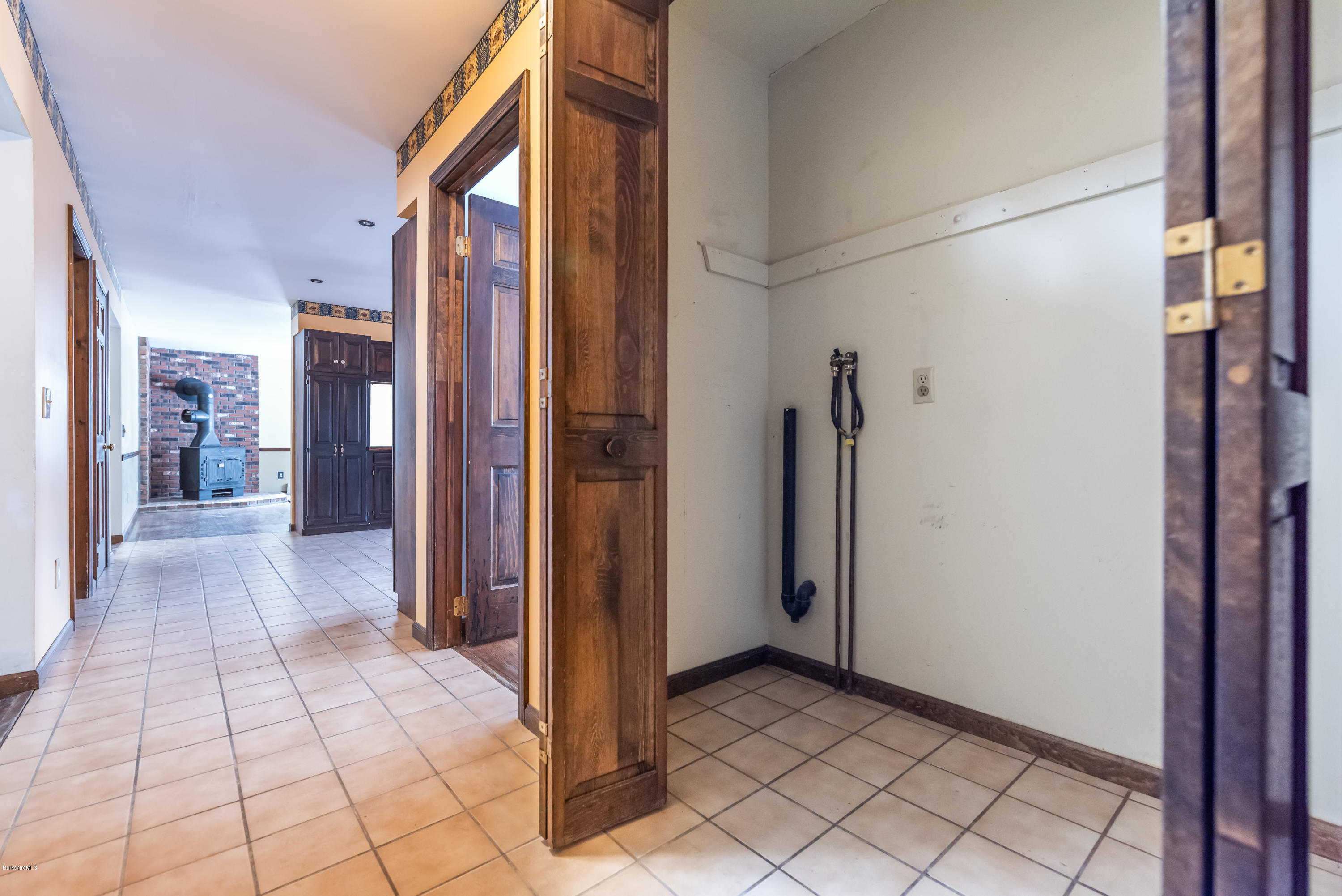 355 Rossiter Road Richmond, MA 01254 - Photo 22 of 36 355 Rossiter Rd Richmond MA 01254-4023