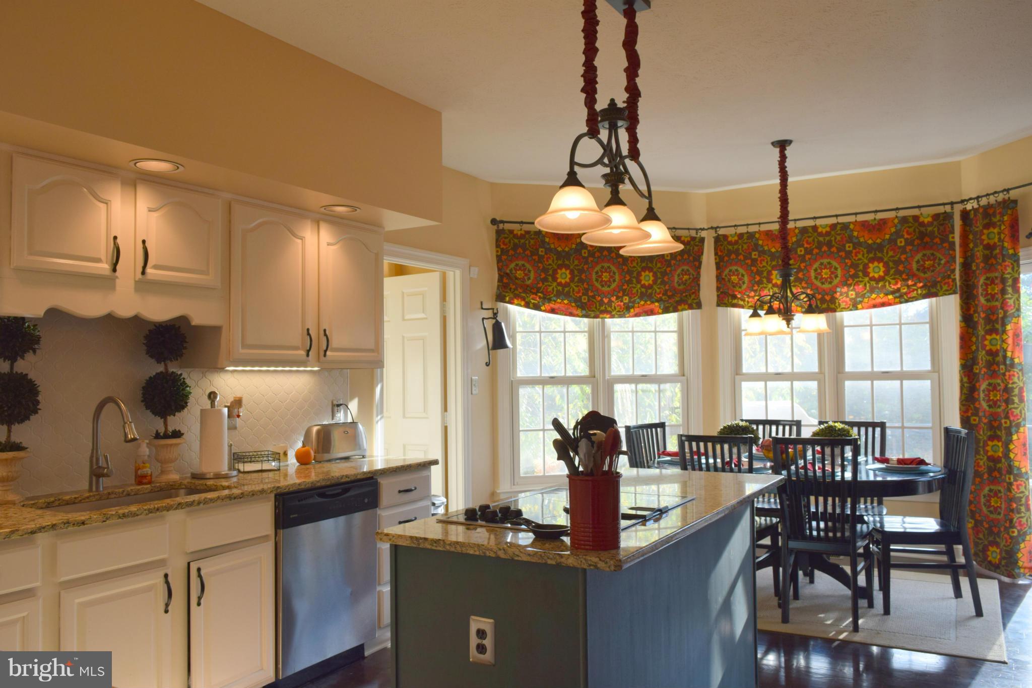 307 Huntersridge Road Winchester, VA 22602 - Photo 3 of 30 Kitchen