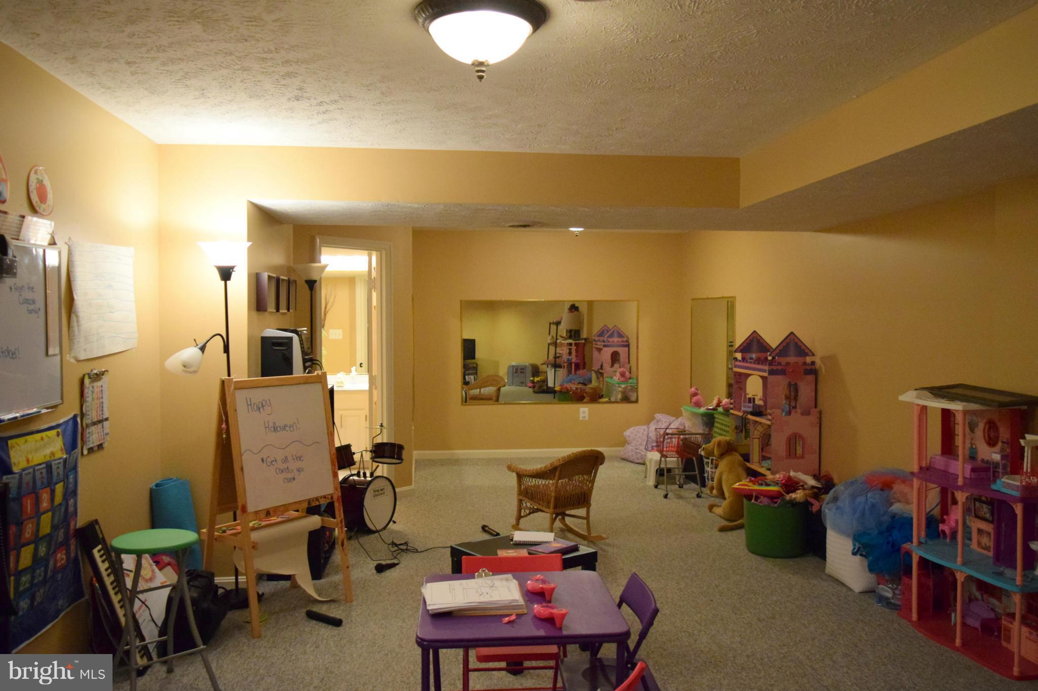 307 Huntersridge Road Winchester, VA 22602 - Photo 28 of 30 Interior (General)