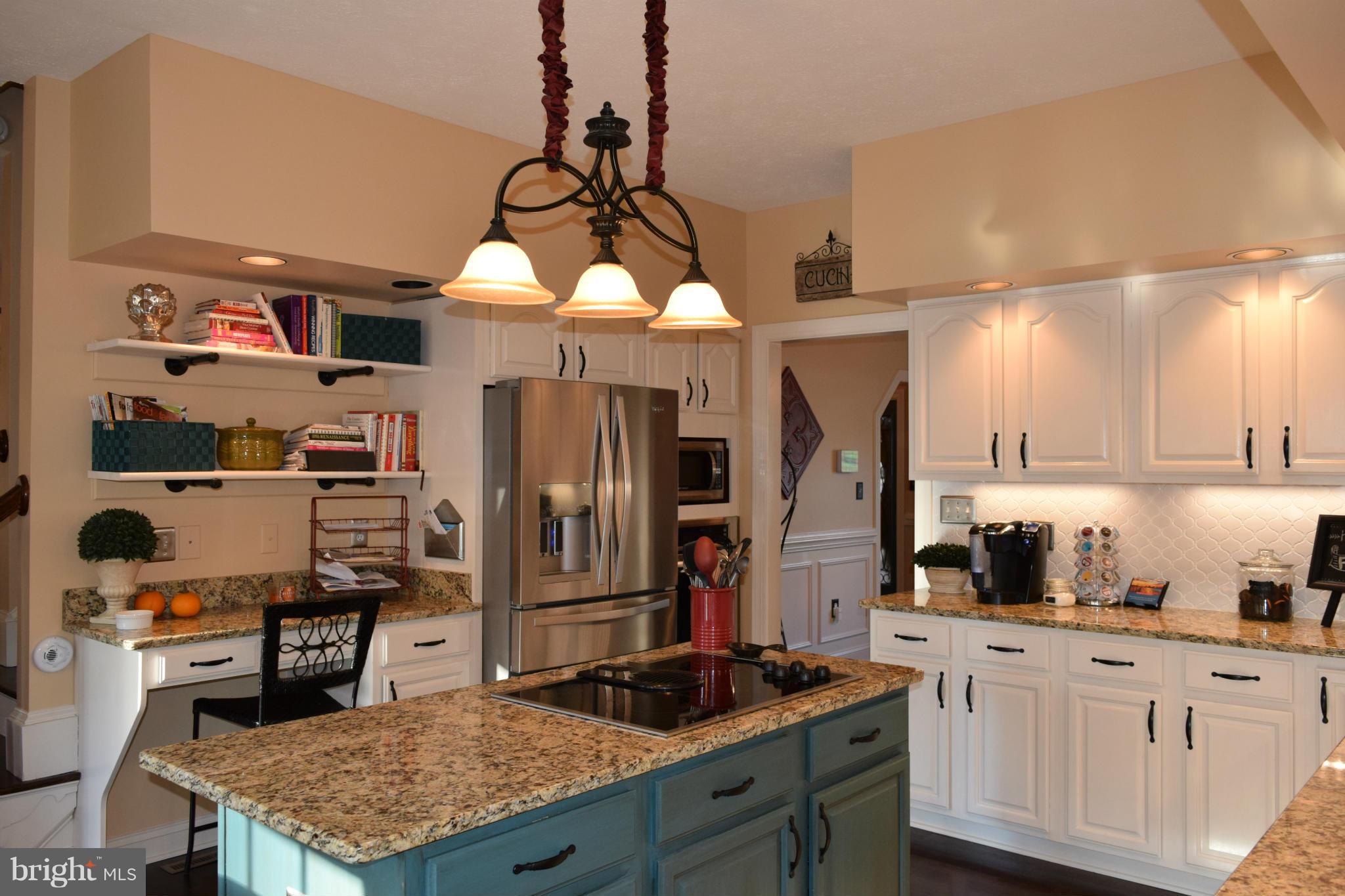 307 Huntersridge Road Winchester, VA 22602 - Photo 10 of 30 Kitchen
