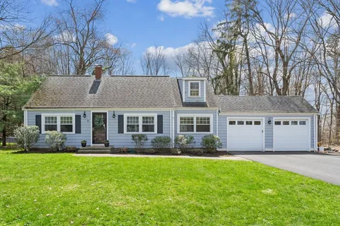 $829,900 | 25 Franklin Place, Sudbury, MA 01776