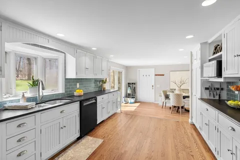 $829,900 | 25 Franklin Place, Sudbury, MA 01776