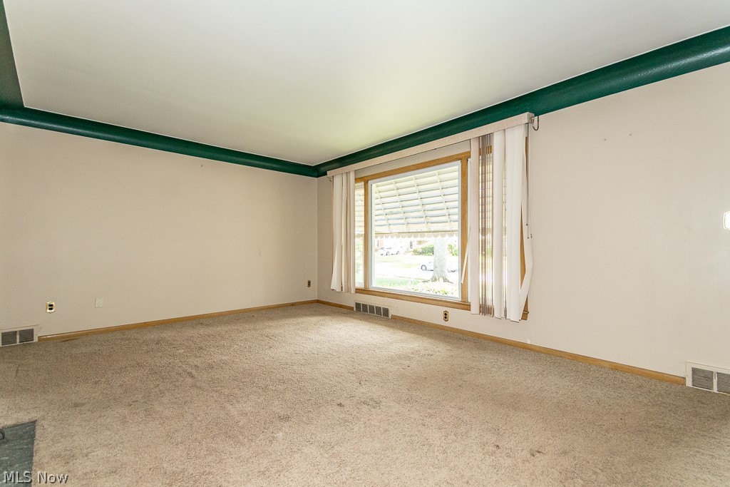 4517 Mackall Road Cleveland, OH 44121 - Photo 11 of 41 View of carpeted spare room