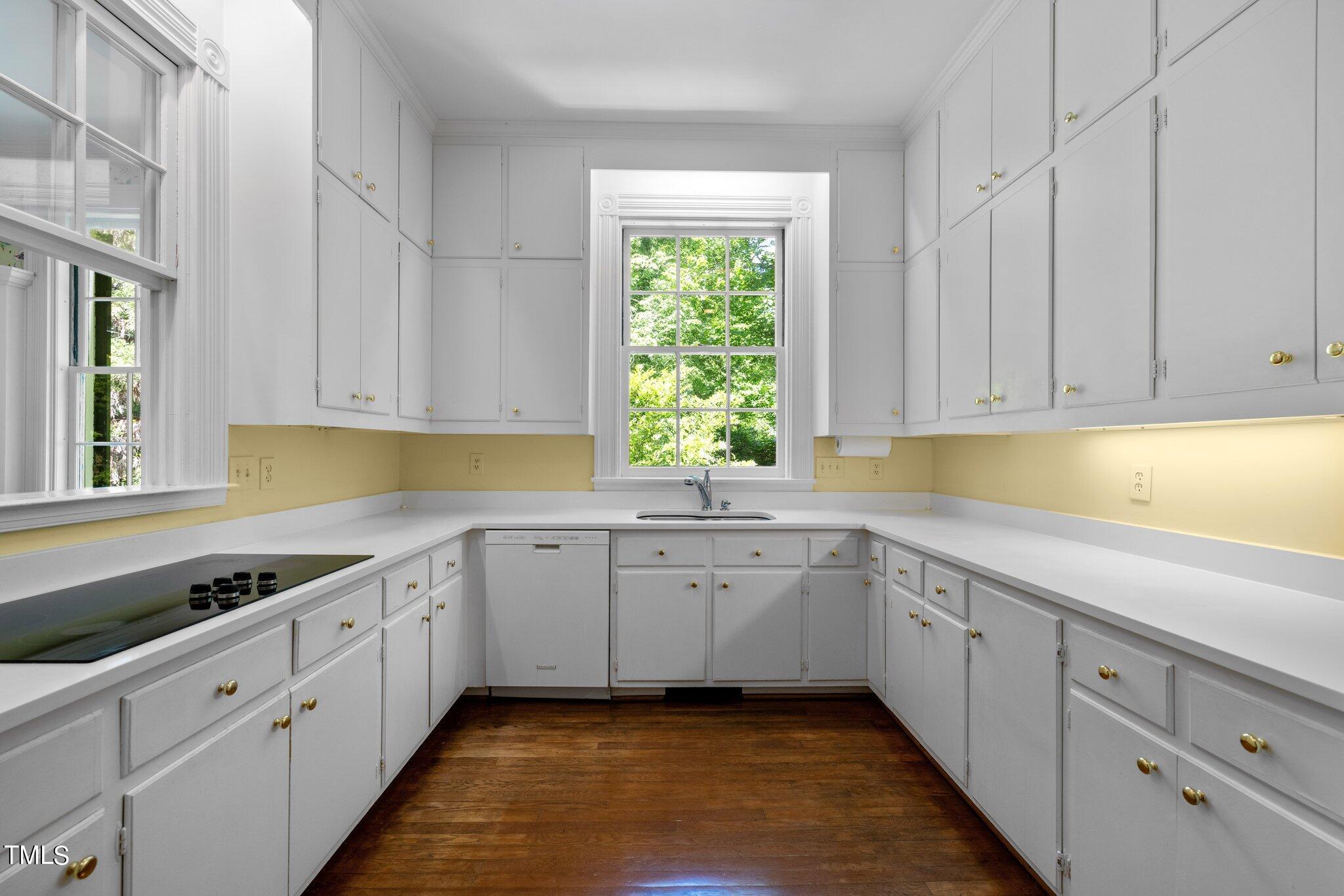 3116 Cornwall Road Durham, NC 27707 - Photo 16 of 85 22-web-or-mls-5Z8A8012