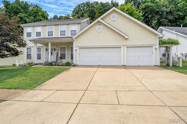 $445,000 | 17242 Hilltop Ridge Drive, Eureka, MO 63025