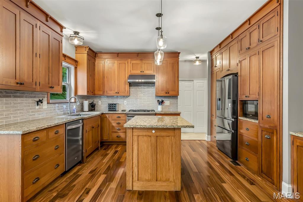 17242 Hilltop Ridge Drive Eureka, MO 63025 - Photo 13 of 41