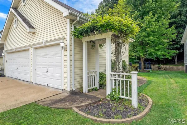 $445,000 | 17242 Hilltop Ridge Drive, Eureka, MO 63025