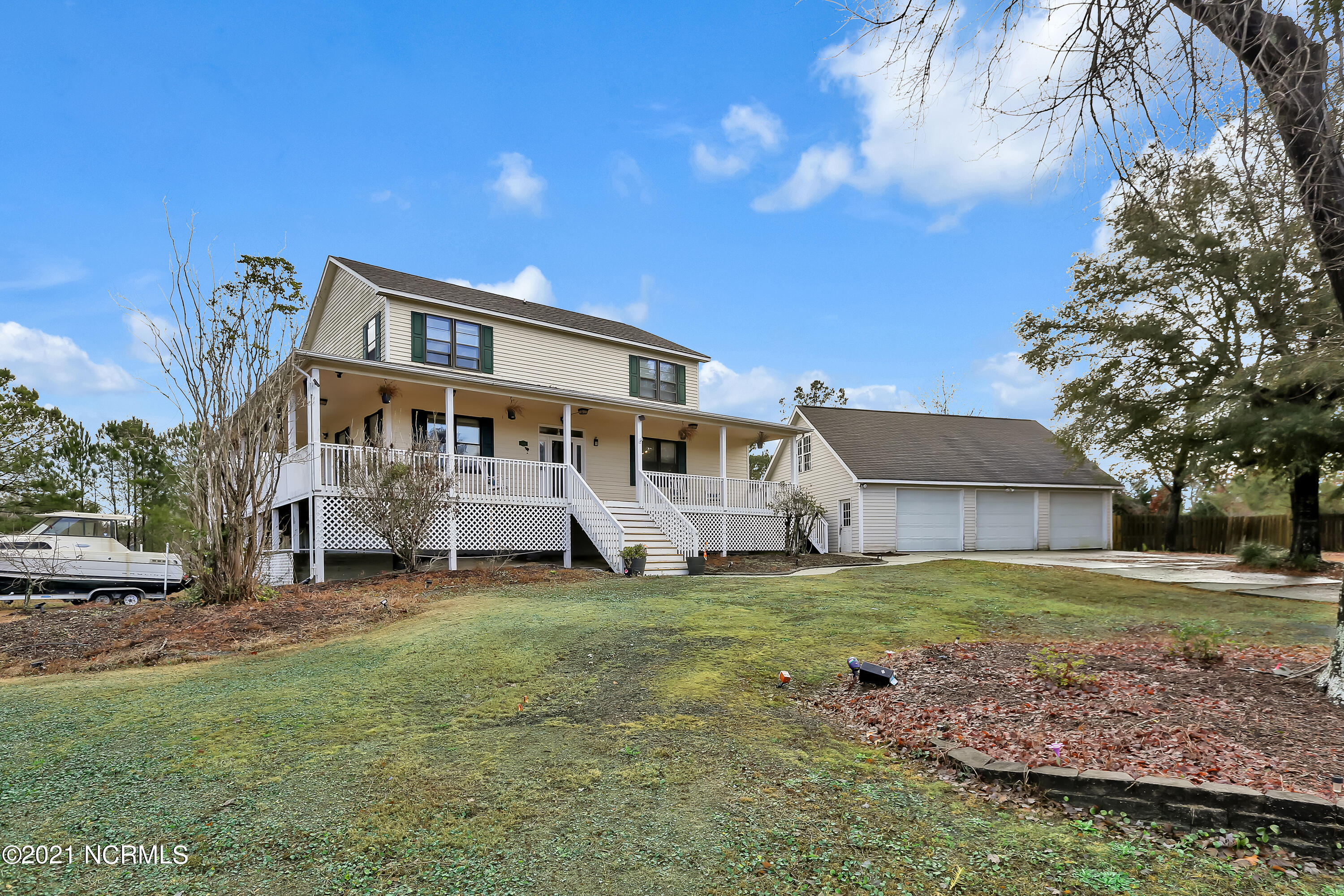 7940 Country Lakes Road Wilmington, NC 28411 - Photo 1 of 65 front