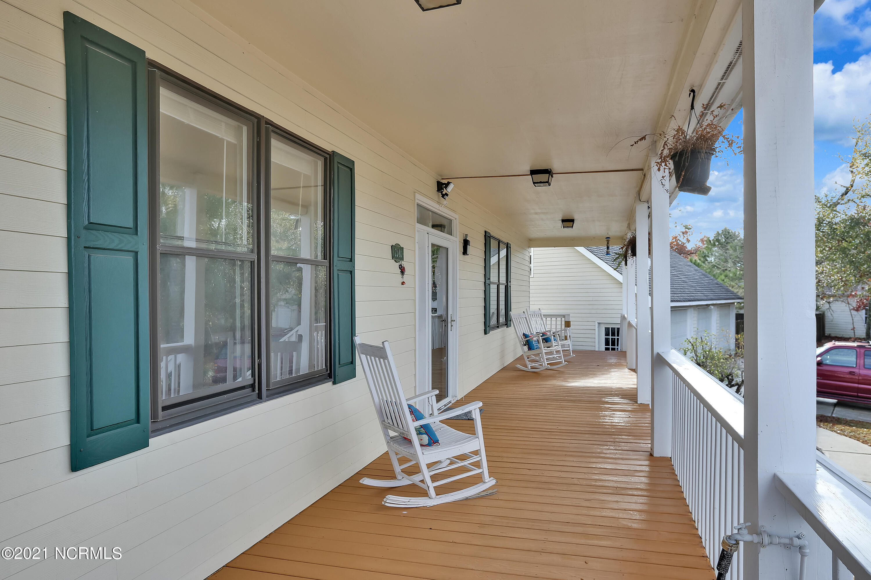 7940 Country Lakes Road Wilmington, NC 28411 - Photo 5 of 65 7940CountryLakesRoad-05