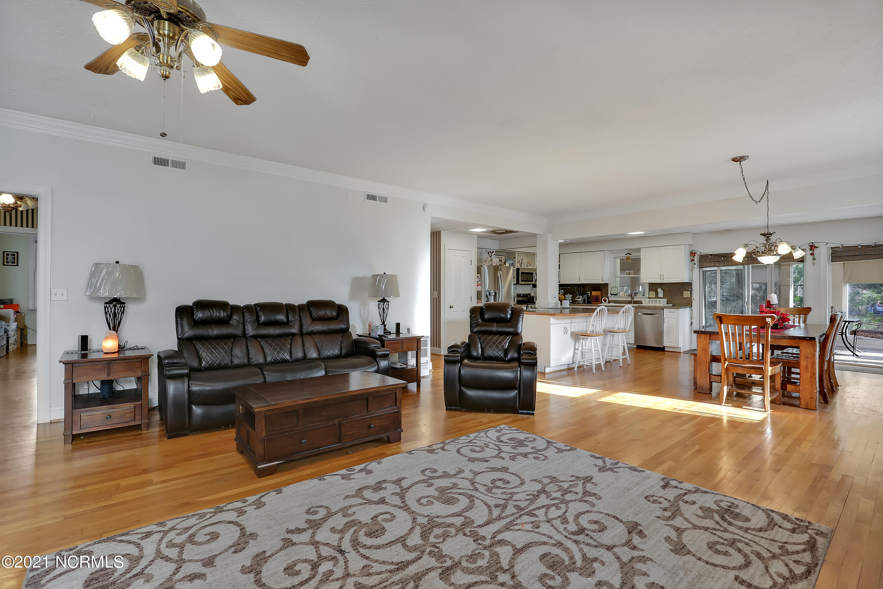 7940 Country Lakes Road Wilmington, NC 28411 - Photo 8 of 65 7940CountryLakesRoad-08