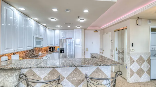 $279,000 | 3101 Boardwalk, Unit 2903B1, Atlantic City, NJ 08401