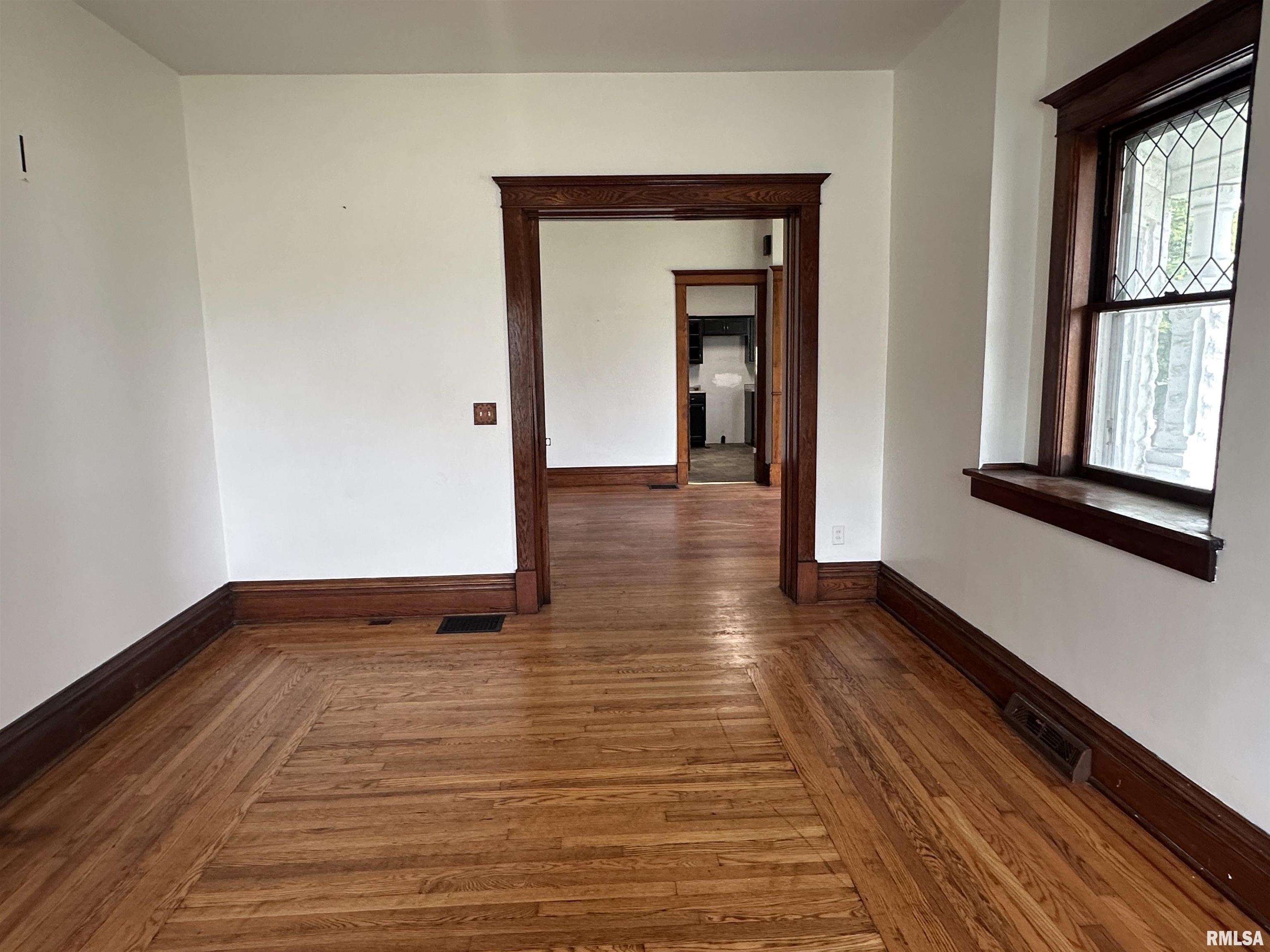 707 North Main Street White Hall, IL 62092 - Photo 7 of 23
