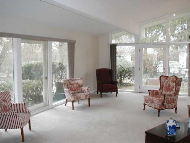 202 South Virginia Lee Road Columbus, OH 43209 - Photo 2 of 5 Gallery Image 2