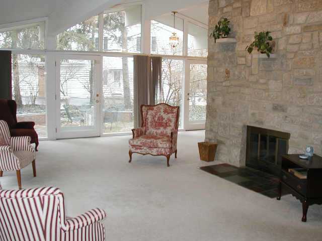 202 South Virginia Lee Road Columbus, OH 43209 - Photo 3 of 5 Gallery Image 3