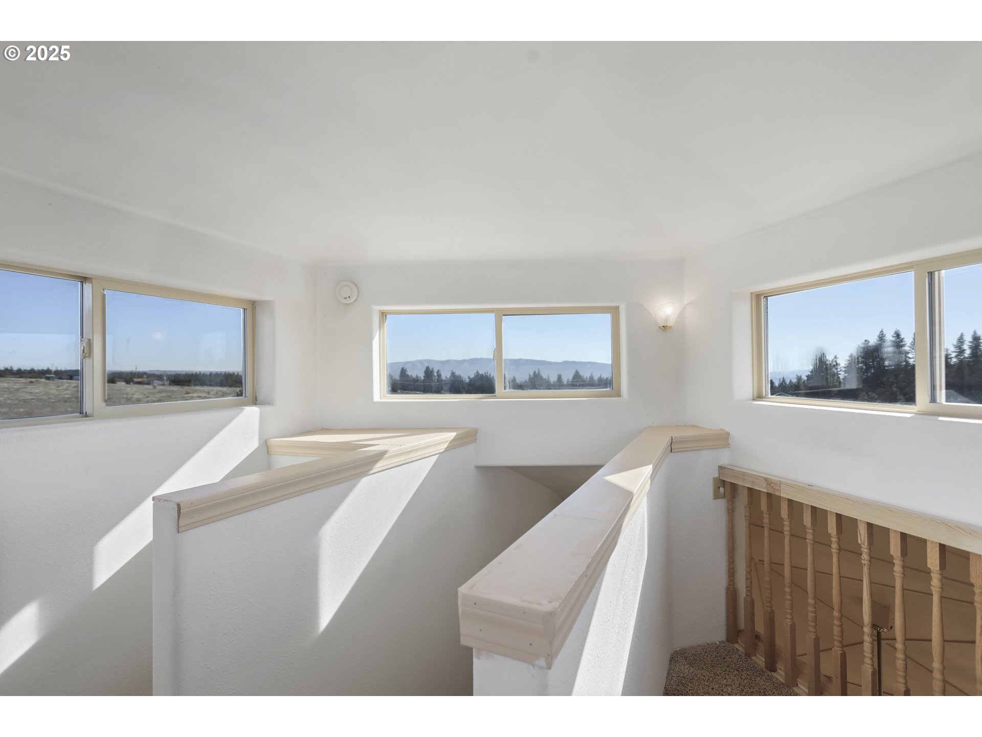 401 Johnson Road Lyle, WA 98635 - Photo 36 of 48 a view of living room with granite countertop furniture and a window