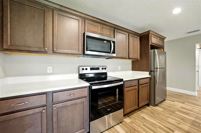 $1,945 | 446 Fahnstock Street, Eustis, FL 32726