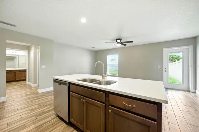 $1,945 | 446 Fahnstock Street, Eustis, FL 32726