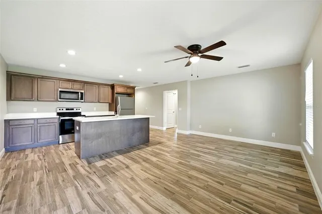 $1,945 | 446 Fahnstock Street, Eustis, FL 32726