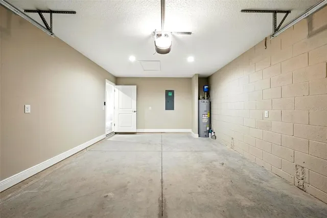 $1,945 | 446 Fahnstock Street, Eustis, FL 32726