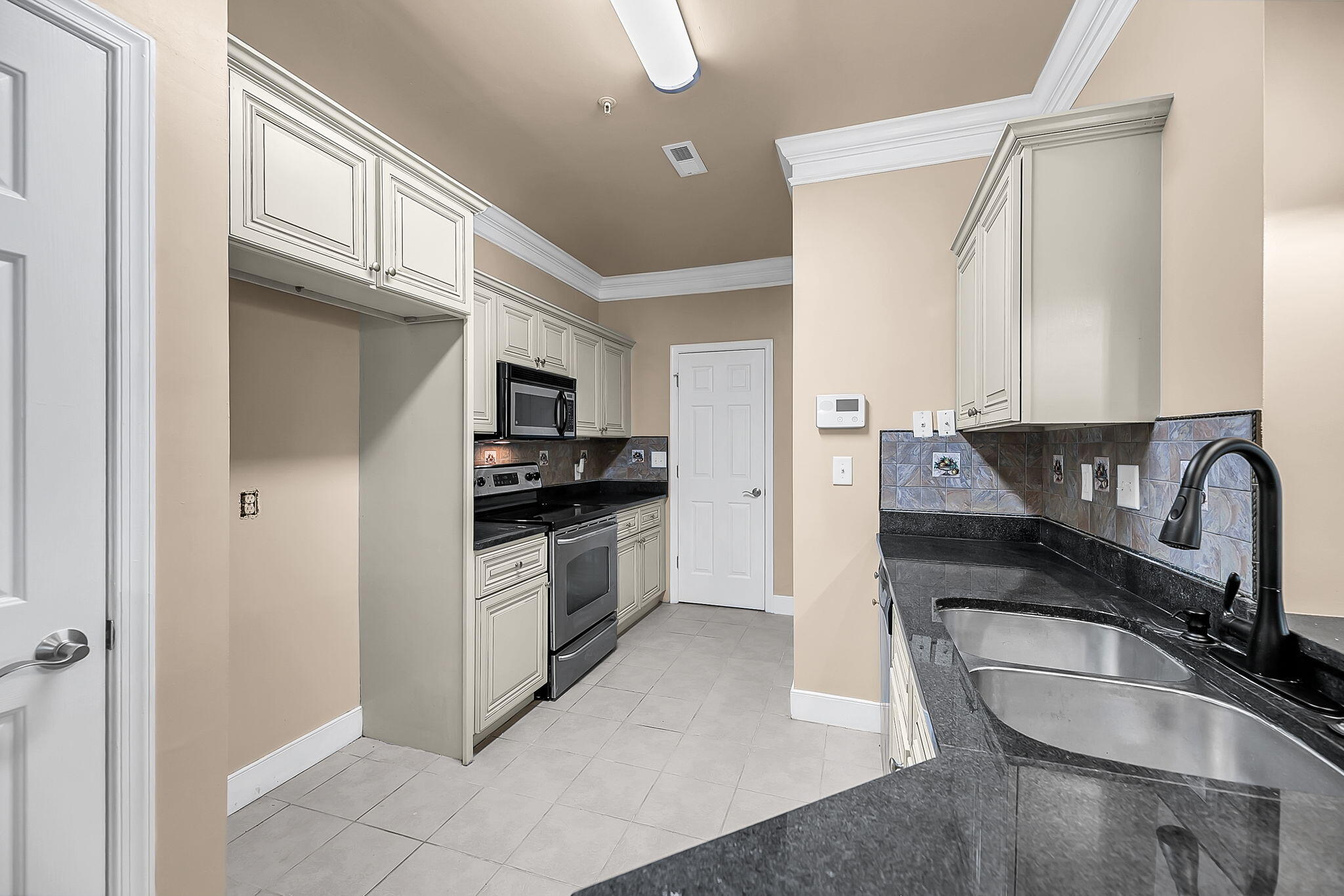 1984 Folly Road, Unit A202 Charleston, SC 29412 - Photo 14 of 43 CREM - 1984 Folly Rd A202 + Aerials + Am