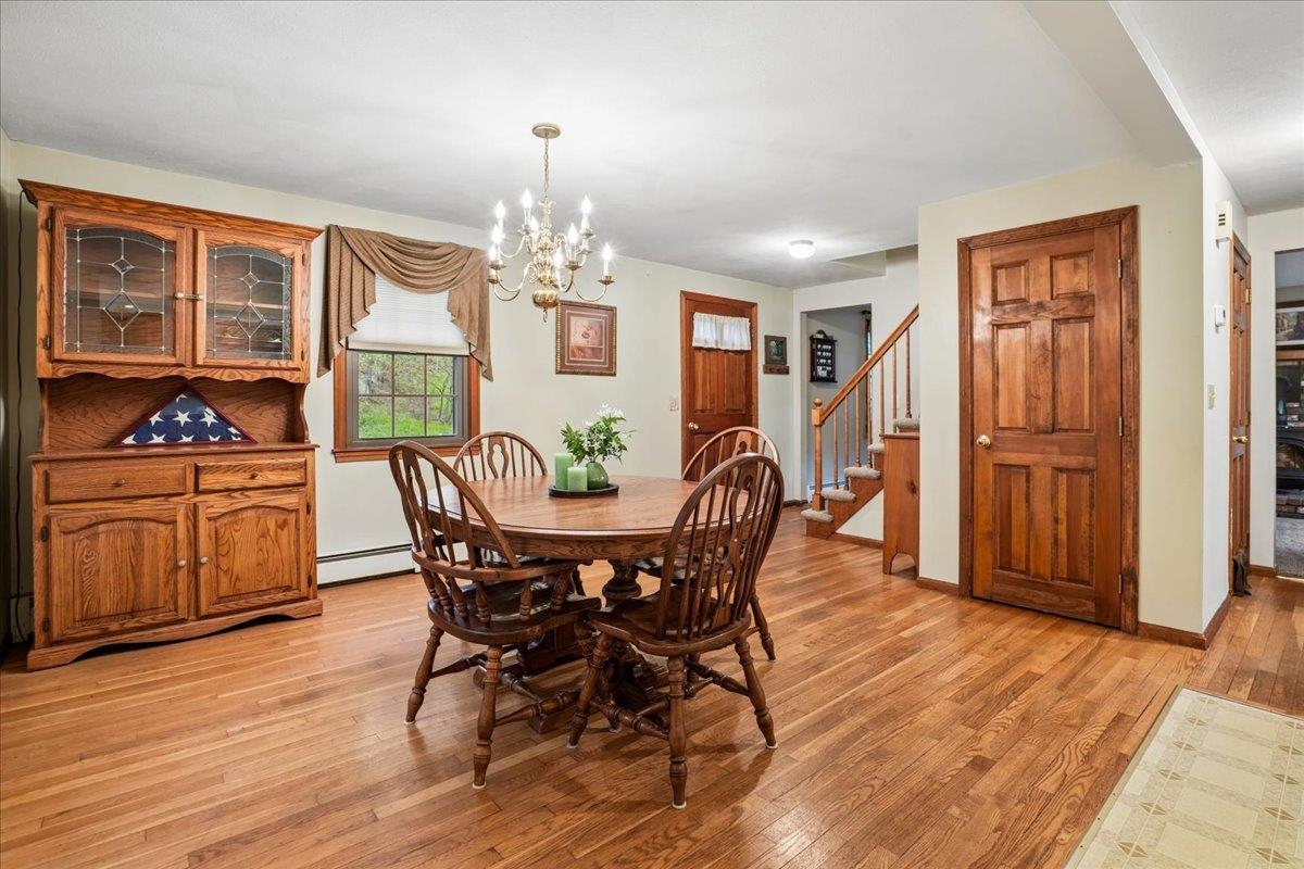 93 English Range Road Derry, NH 03038 - Photo 13 of 47