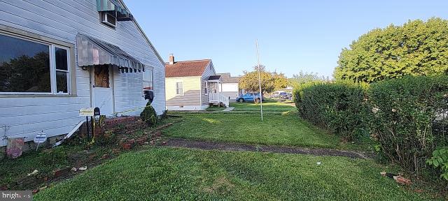 217 South Woodwell Road Dundalk, MD 21222 - Photo 12 of 49 a view of back yard of the house