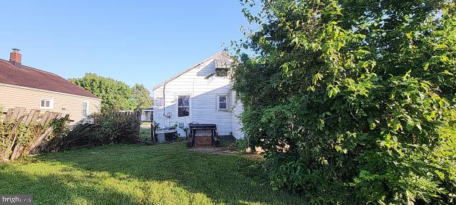 217 South Woodwell Road Dundalk, MD 21222 - Photo 22 of 49 a view of a house with a backyard