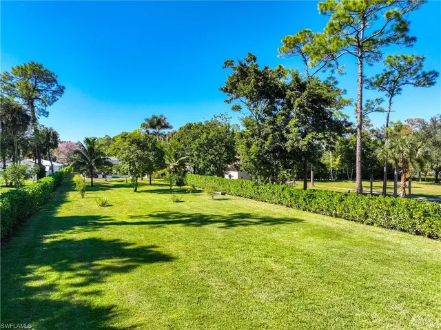 $2,750,000 | 1890 Oakes Boulevard, Naples, FL 34119