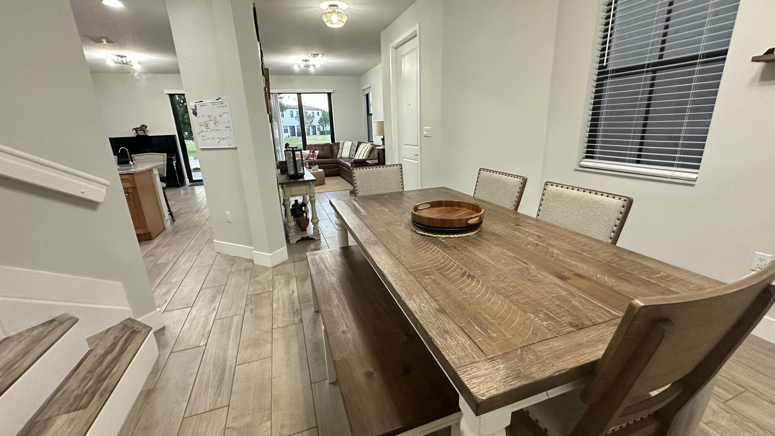3012 King Palm Way Riviera Beach, FL 33410 - Photo 11 of 59 .