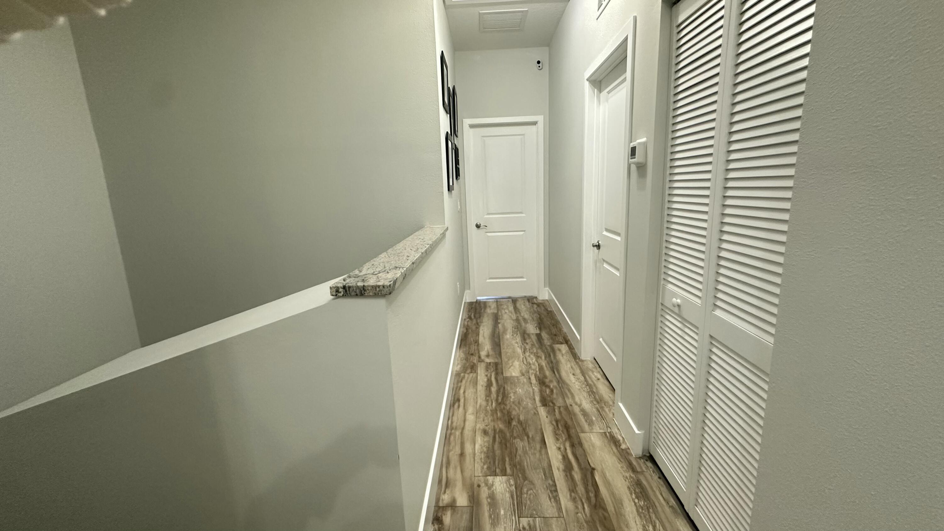 3012 King Palm Way Riviera Beach, FL 33410 - Photo 18 of 59 Hallway