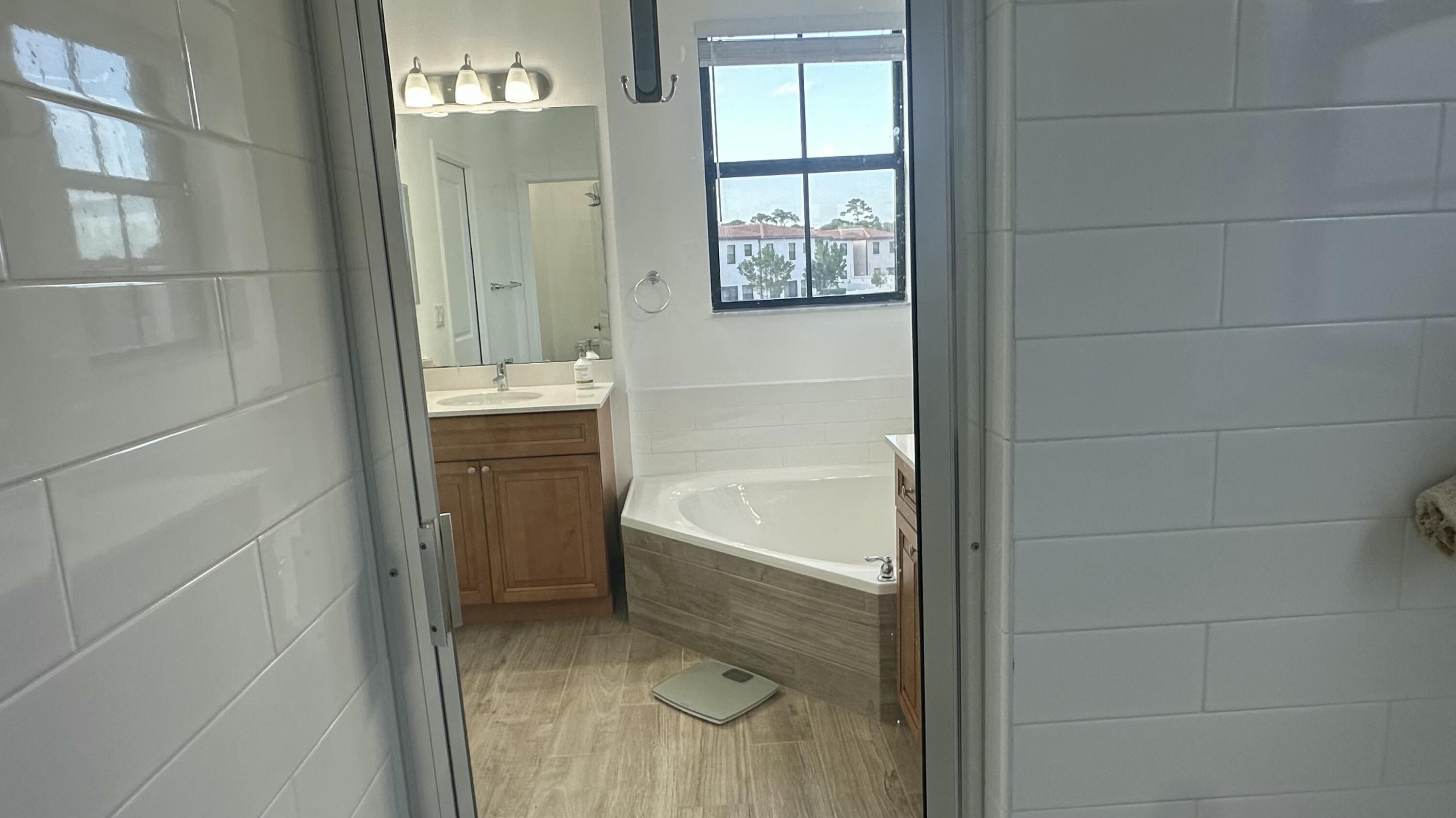 3012 King Palm Way Riviera Beach, FL 33410 - Photo 28 of 59 .