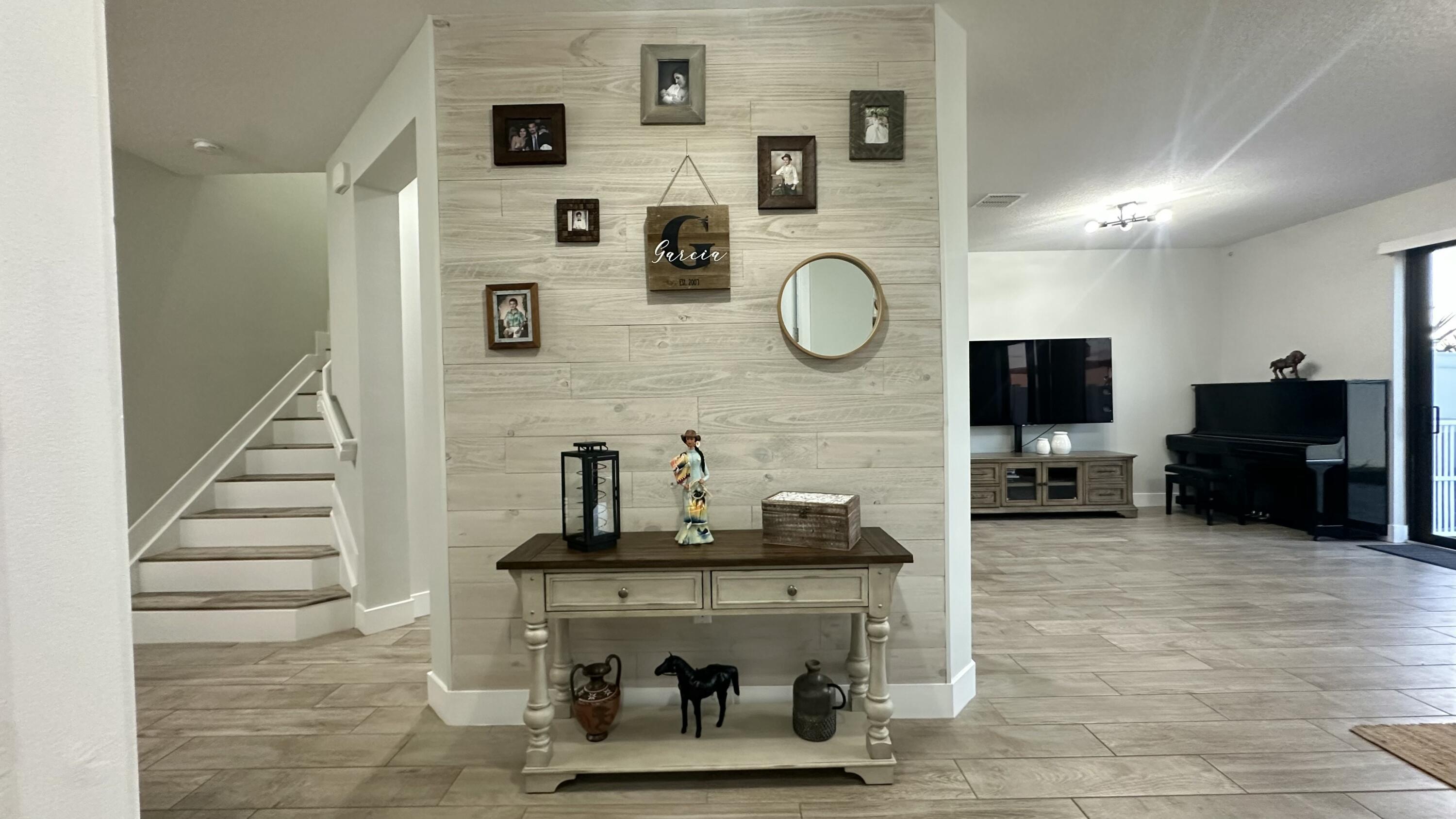 3012 King Palm Way Riviera Beach, FL 33410 - Photo 3 of 59 Entryway