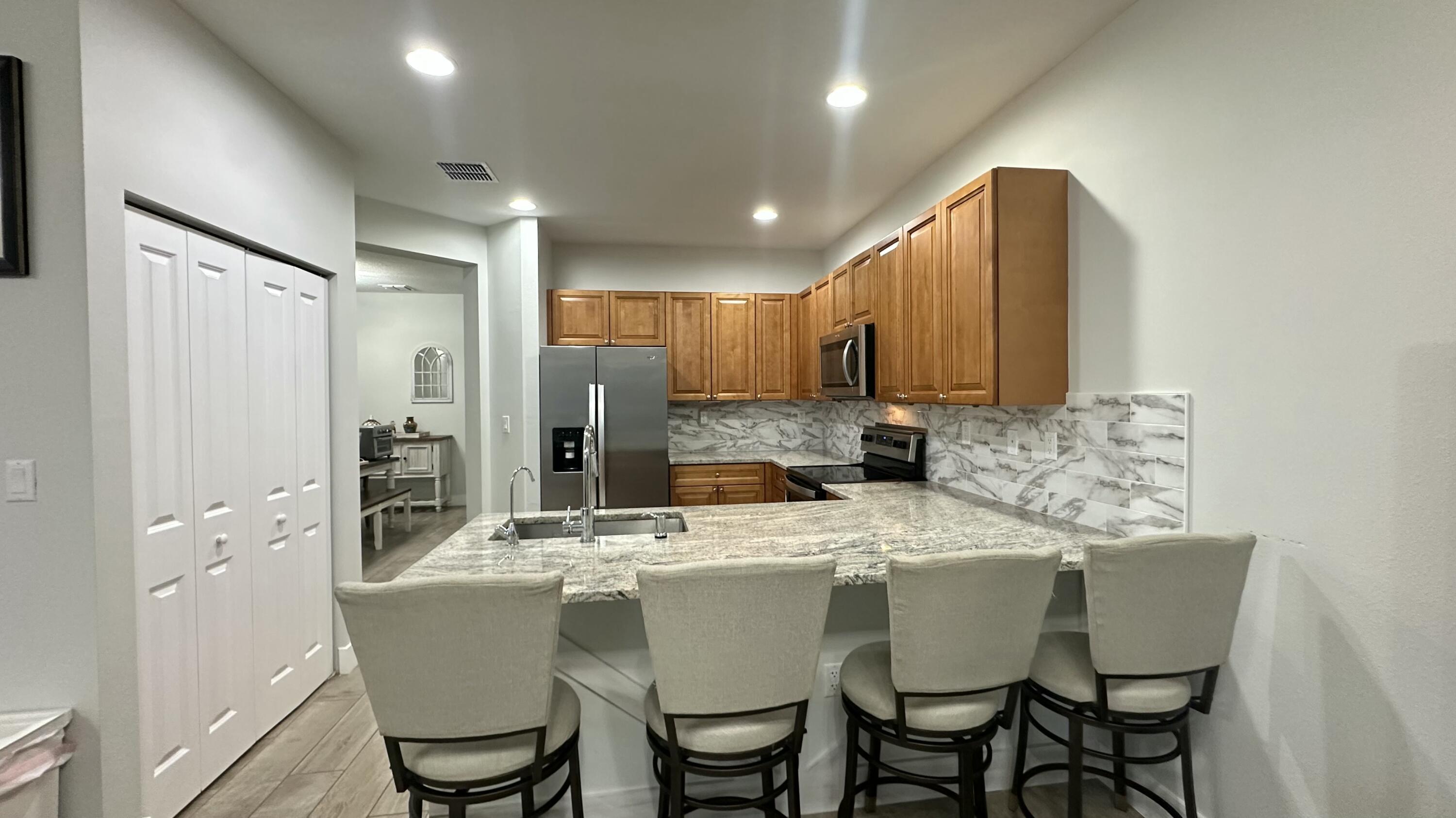 3012 King Palm Way Riviera Beach, FL 33410 - Photo 7 of 59 Kitchen