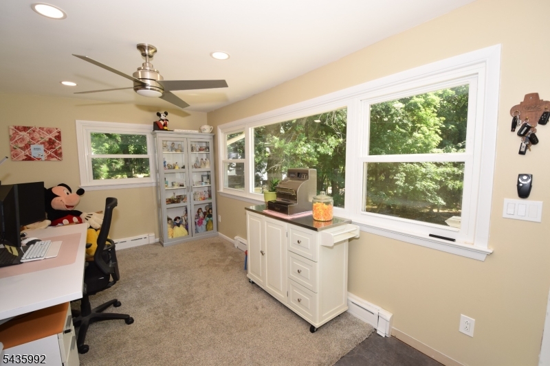 567 Foothill Road Bridgewater, NJ 08807 - Photo 19 of 37