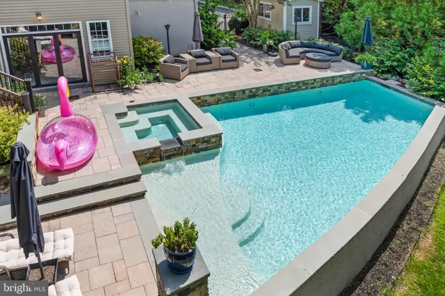 $999,000 | 23 Regal's Court, Swedesboro, NJ 08085