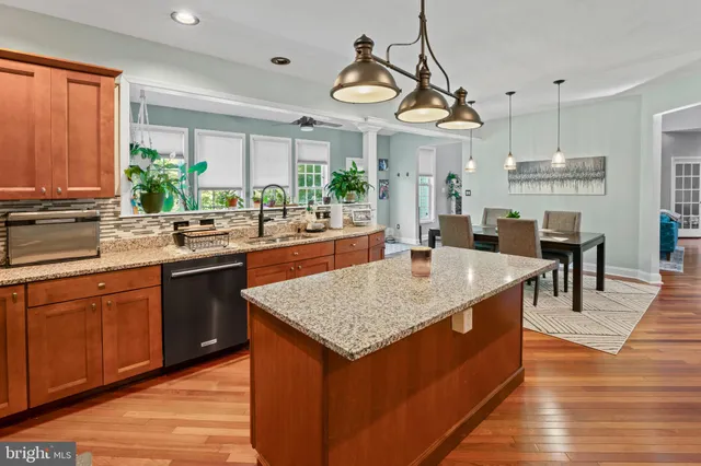 $999,000 | 23 Regal's Court, Swedesboro, NJ 08085