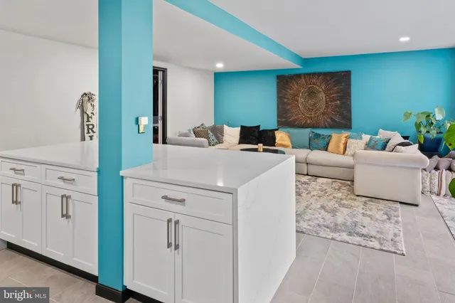 $999,000 | 23 Regal's Court, Swedesboro, NJ 08085