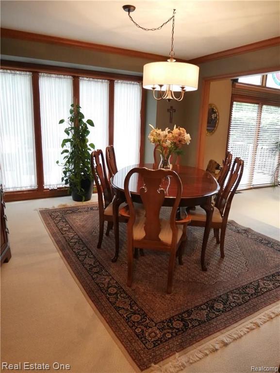 3575 Salem Drive Rochester Hills, MI 48306 - Photo 9 of 37