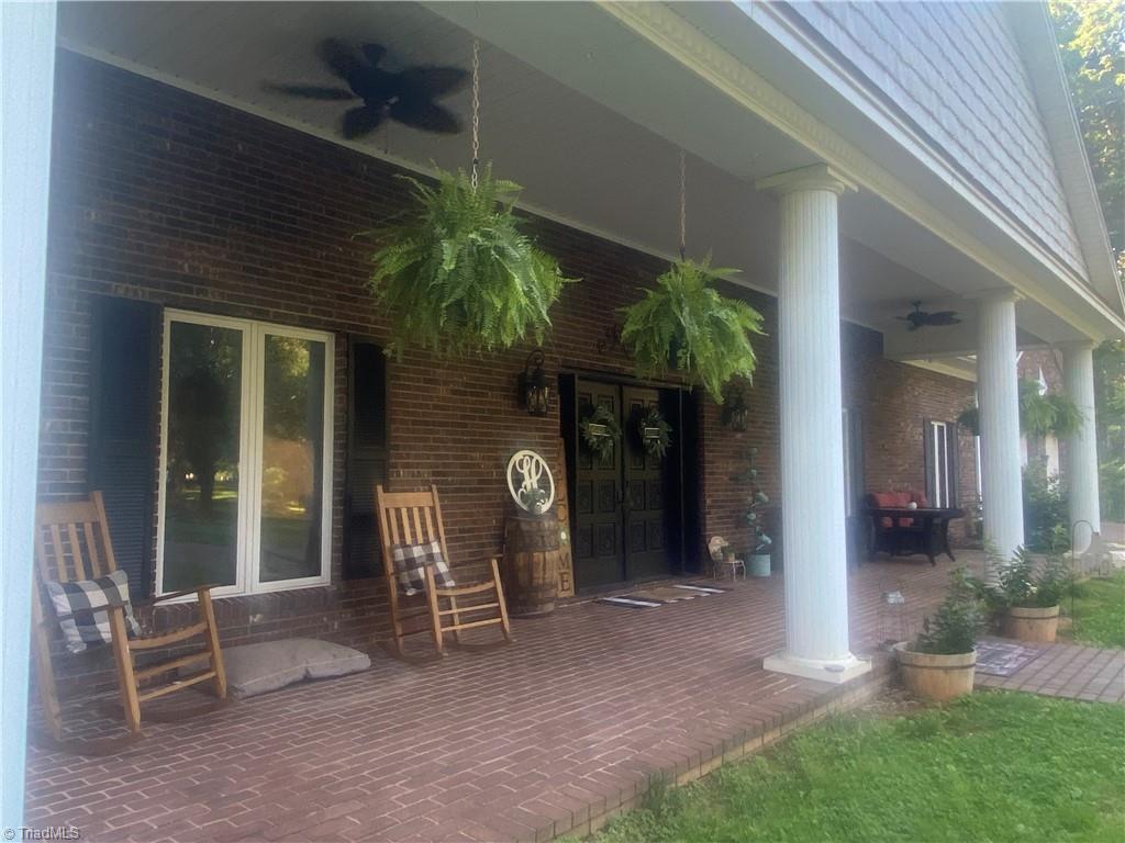 549 Austin Little Mountain Road Ronda, NC 28670 - Photo 6 of 49 Gallery Image 6