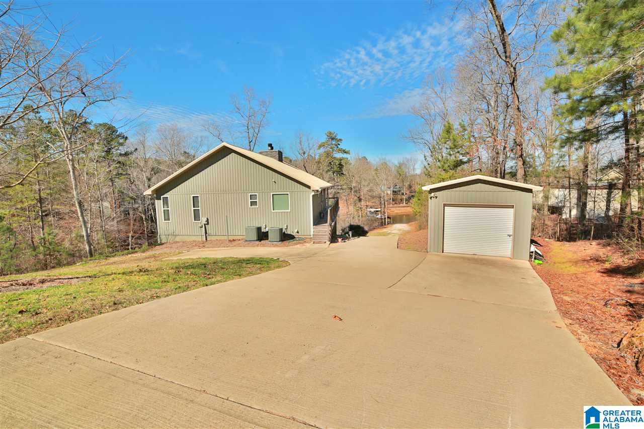 179 Holloway Road Wedowee, AL 36278 - Photo 2 of 32