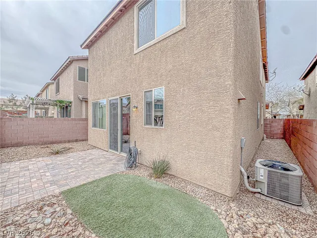 $2,695 | 9616 Gray Cap Street, Las Vegas, NV 89123
