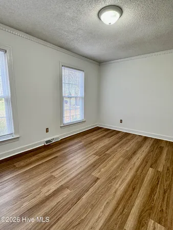 $2,300 | 2112 Leon Drive, Greenville, NC 27858