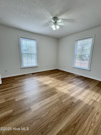 $2,300 | 2112 Leon Drive, Greenville, NC 27858