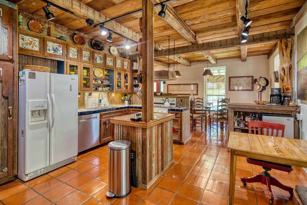 116 East Rainey Street Mason, TX 76856 - Photo 20 of 59