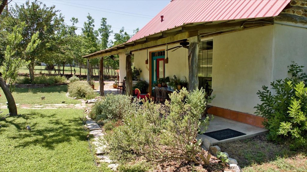 116 East Rainey Street Mason, TX 76856 - Photo 7 of 59