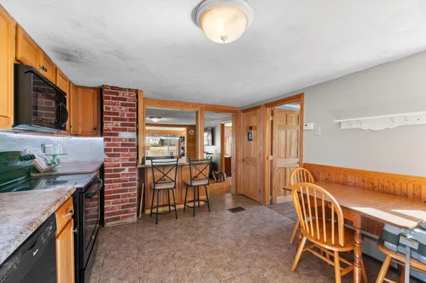 $234,900 | 490 Fairbanks Road, Farmington, ME 04938