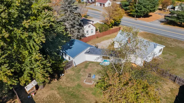$234,900 | 490 Fairbanks Road, Farmington, ME 04938