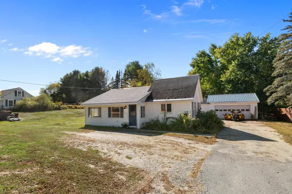 $234,900 | 490 Fairbanks Road, Farmington, ME 04938