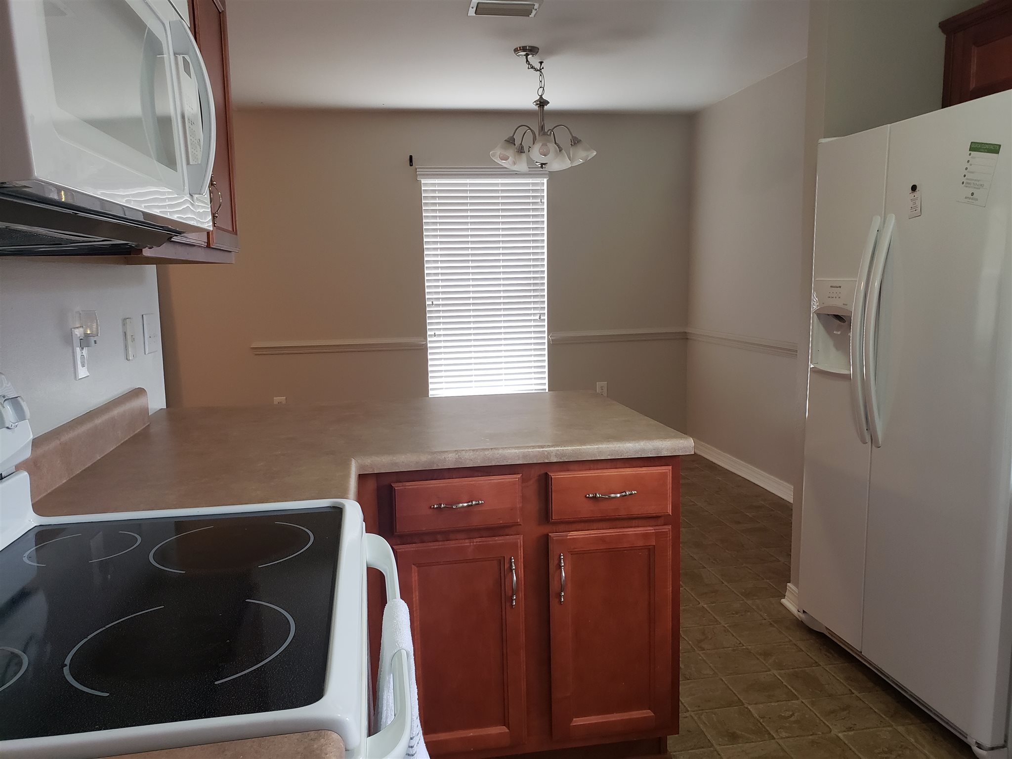 16730 Sugar Loop Foley, AL 36535 - Photo 7 of 25 Kitchen